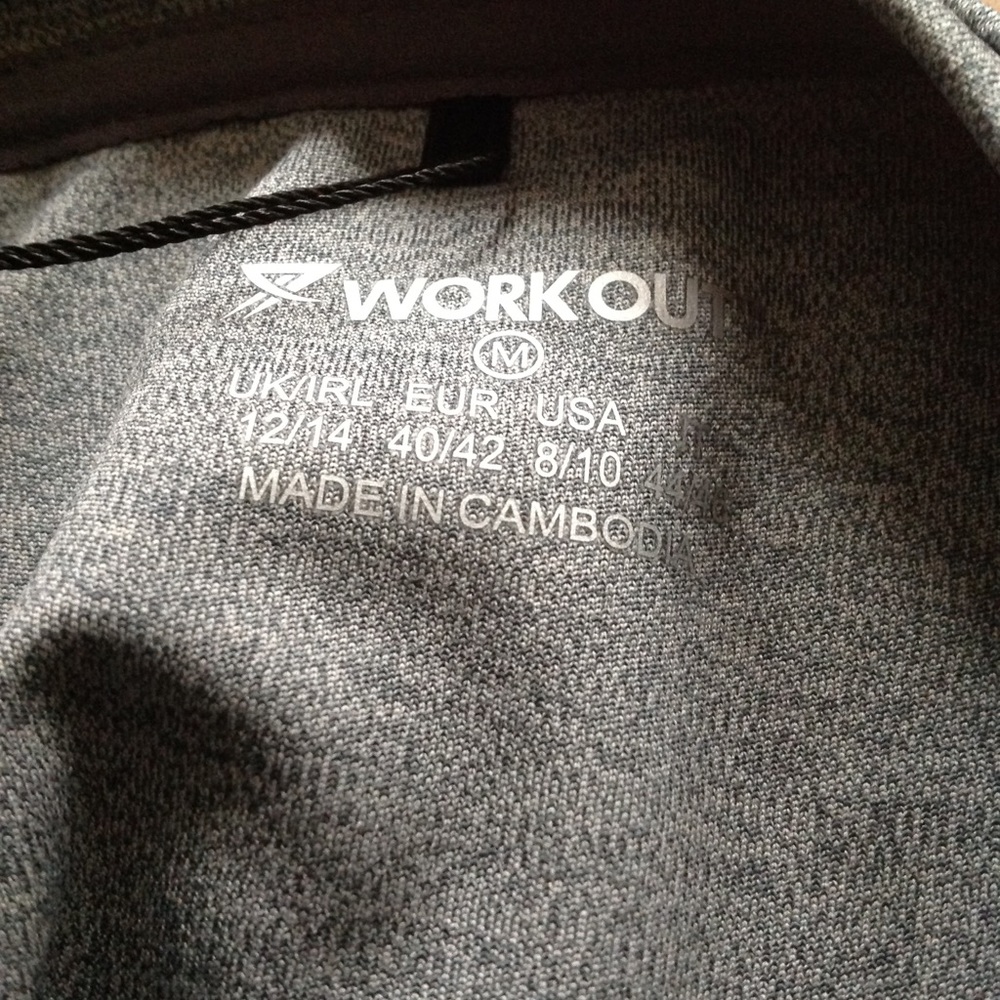 Workout Top - Picture 6 of 7